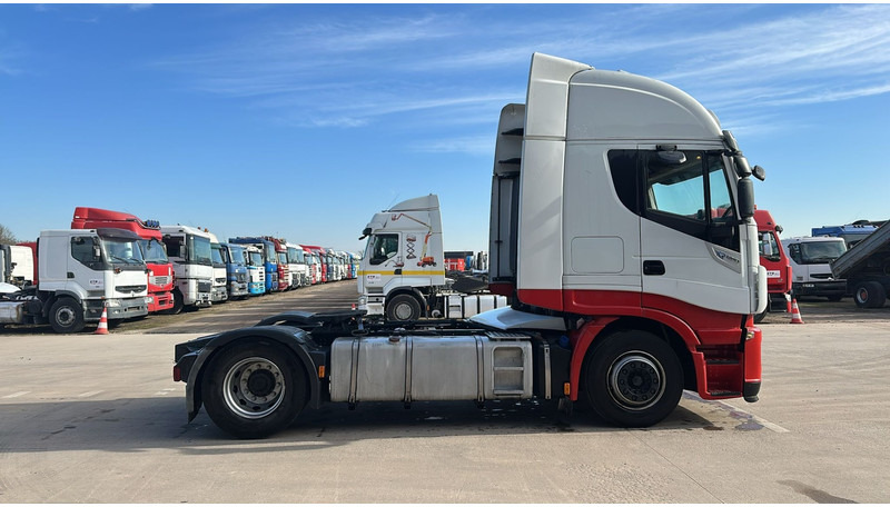 Iveco Stralis 480 (EURO 6 / GERMAN TRUCK / CAMION D'ALLEMAGNE) - Tractor head: gambar 4 Iveco Stralis 480 (EURO 6 / GERMAN TRUCK / CAMION D'ALLEMAGNE) - Tractor head: gambar 4