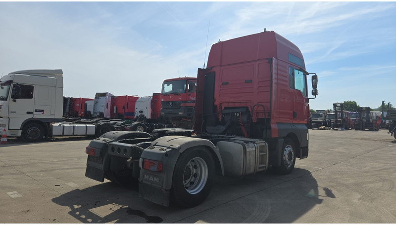 MAN TGA 18.390 (BOITE MANUELLE / MANUAL GEARBOX / PTO / POMPE HYDRAULIQUE) - Tractor head: gambar 5 MAN TGA 18.390 (BOITE MANUELLE / MANUAL GEARBOX / PTO / POMPE HYDRAULIQUE) - Tractor head: gambar 5