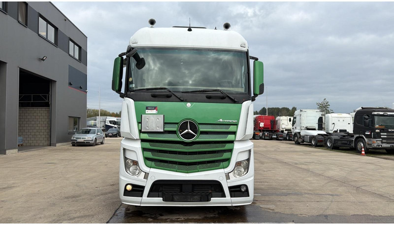 Mercedes-Benz Actros 1845 (GOOD CONDITION / PARFAIT ETAT / AIRCO / MP4) - Tractor head: gambar 4 Mercedes-Benz Actros 1845 (GOOD CONDITION / PARFAIT ETAT / AIRCO / MP4) - Tractor head: gambar 4