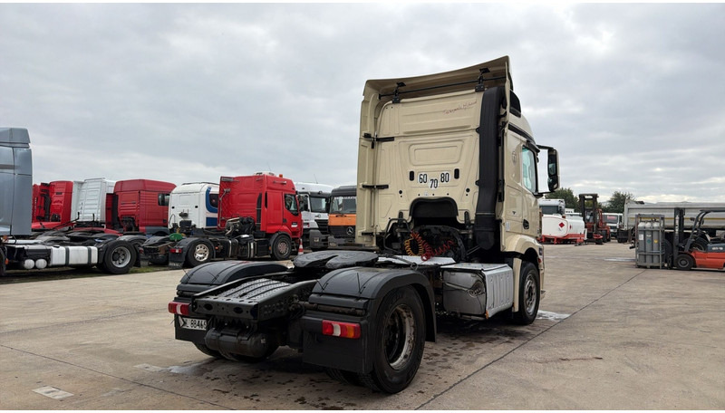 Mercedes-Benz Actros 1845 (PERFECT CONDITION / EURO 5) - Tractor head: gambar 4 Mercedes-Benz Actros 1845 (PERFECT CONDITION / EURO 5) - Tractor head: gambar 4