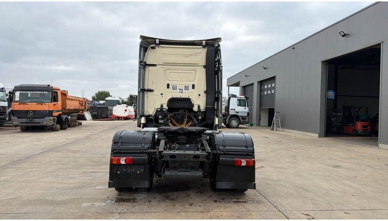 Mercedes-Benz Actros 1845 (PTO / PERFECT CONDITION / POMPE HYDRAULIQUE) - Tractor head: gambar 5 Mercedes-Benz Actros 1845 (PTO / PERFECT CONDITION / POMPE HYDRAULIQUE) - Tractor head: gambar 5