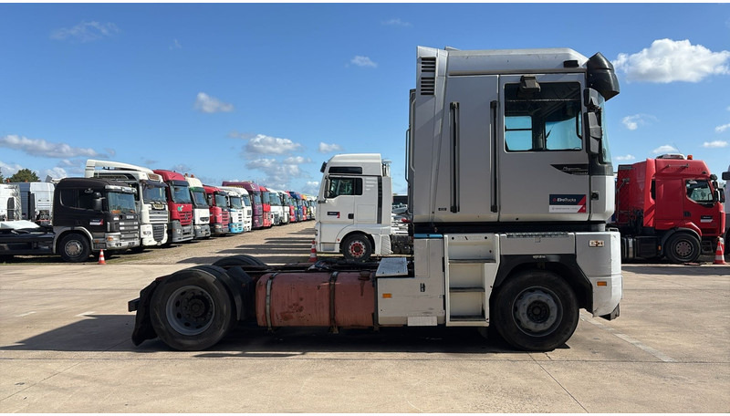Renault Magnum 430 (POMPE MANUELLE / MANUAL PUMP / BOITE MANUELLE) - Tractor head: gambar 5 Renault Magnum 430 (POMPE MANUELLE / MANUAL PUMP / BOITE MANUELLE) - Tractor head: gambar 5