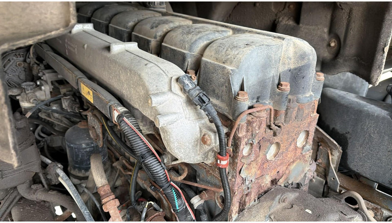 Renault Premium 370 (BOITE MANUELLE / PARFAIT ETAT / MANUAL GEARBOX) - Tractor head: gambar 5 Renault Premium 370 (BOITE MANUELLE / PARFAIT ETAT / MANUAL GEARBOX) - Tractor head: gambar 5