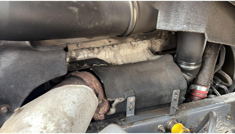 Tractor head Renault Premium 450 DXI (BOITE MANUELLE / MANUAL GEARBOX): gambar 18 Tractor head Renault Premium 450 DXI (BOITE MANUELLE / MANUAL GEARBOX): gambar 18