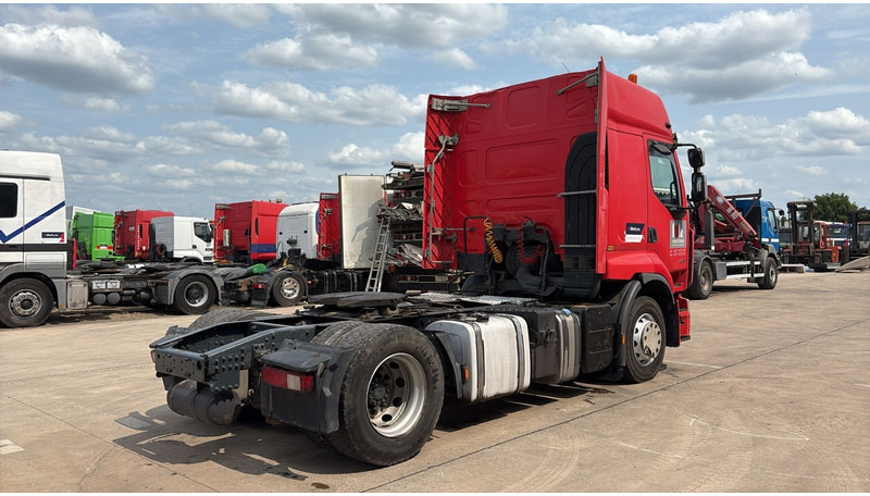 Renault Premium 460 DXI (AIRCO / PTO / HYDRAULIC PUMP / POMPE HYDRAULIQUE) - Tractor head: gambar 5 Renault Premium 460 DXI (AIRCO / PTO / HYDRAULIC PUMP / POMPE HYDRAULIQUE) - Tractor head: gambar 5