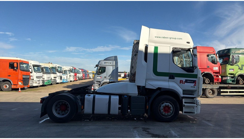 Renault Premium 460 DXI (GOOD CONDITION / BONNE ETAT) - Tractor head: gambar 4 Renault Premium 460 DXI (GOOD CONDITION / BONNE ETAT) - Tractor head: gambar 4