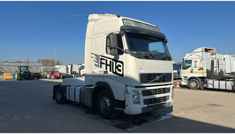 Volvo FH 400 (GOOD CONDITION / CLEAN CHASSIS / EURO 5) - Tractor head: gambar 3 Volvo FH 400 (GOOD CONDITION / CLEAN CHASSIS / EURO 5) - Tractor head: gambar 3