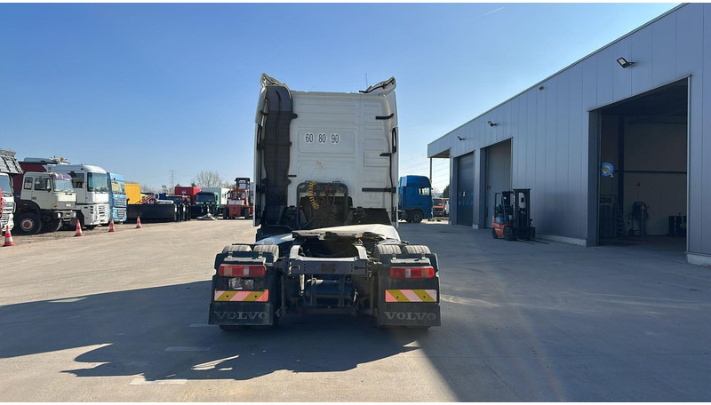 Volvo FH 440 (GOOD CONDITION / BONNE ETAT) - Tractor head: gambar 5 Volvo FH 440 (GOOD CONDITION / BONNE ETAT) - Tractor head: gambar 5