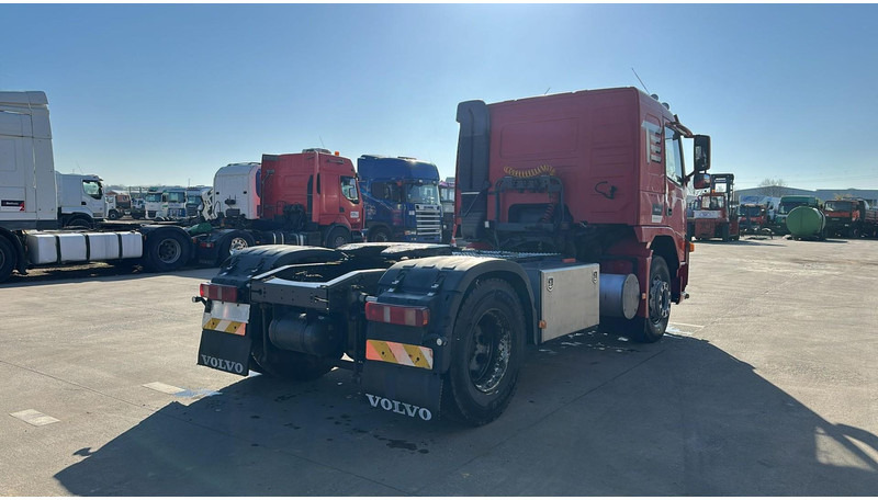 Volvo FM 340 (BELGIAN TRUCK / PERFECT CONDITION / GOOD TYRES / 460.000 KM) - Tractor head: gambar 2 Volvo FM 340 (BELGIAN TRUCK / PERFECT CONDITION / GOOD TYRES / 460.000 KM) - Tractor head: gambar 2