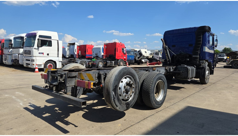 Volvo F 12 - 360 (FULL STEEL SUSPENSION / MANUAL PUMP / SUSP. LAMES / 6X2) - Truk sasis: gambar 5 Volvo F 12 - 360 (FULL STEEL SUSPENSION / MANUAL PUMP / SUSP. LAMES / 6X2) - Truk sasis: gambar 5