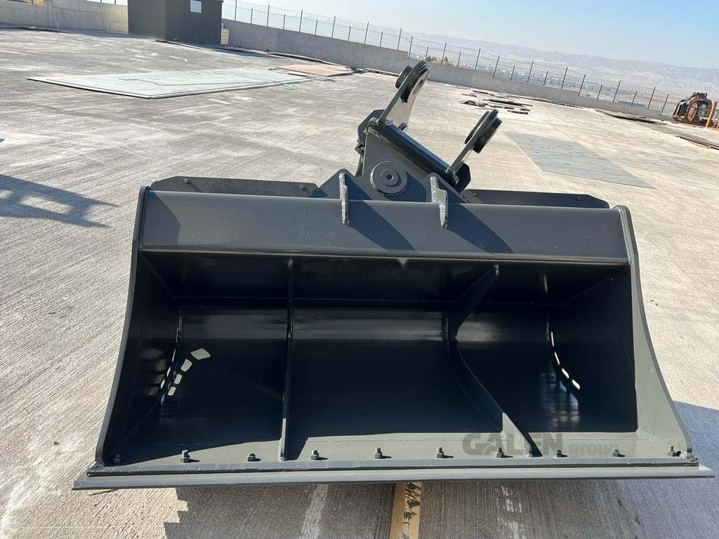 Caterpillar 320 Tilt Bucket - Ember ekskavator: gambar 5 Caterpillar 320 Tilt Bucket - Ember ekskavator: gambar 5