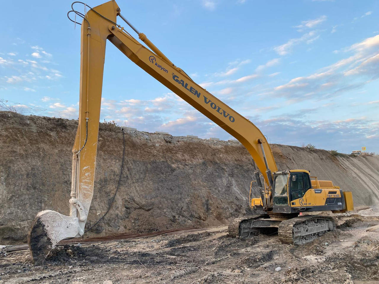 HITACHI ZX670 Long Reach Boom-Arm Manufacturing - Ekskavator perayap: gambar 3 HITACHI ZX670 Long Reach Boom-Arm Manufacturing - Ekskavator perayap: gambar 3