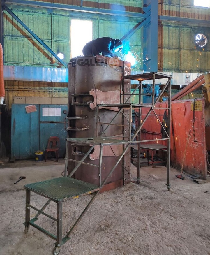 Volvo L110 General Purpose Bucket - Ember loader: gambar 1 Volvo L110 General Purpose Bucket - Ember loader: gambar 1