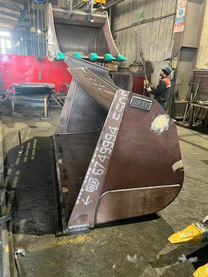 Volvo L180 General Purpose Bucket - Ember loader: gambar 2 Volvo L180 General Purpose Bucket - Ember loader: gambar 2