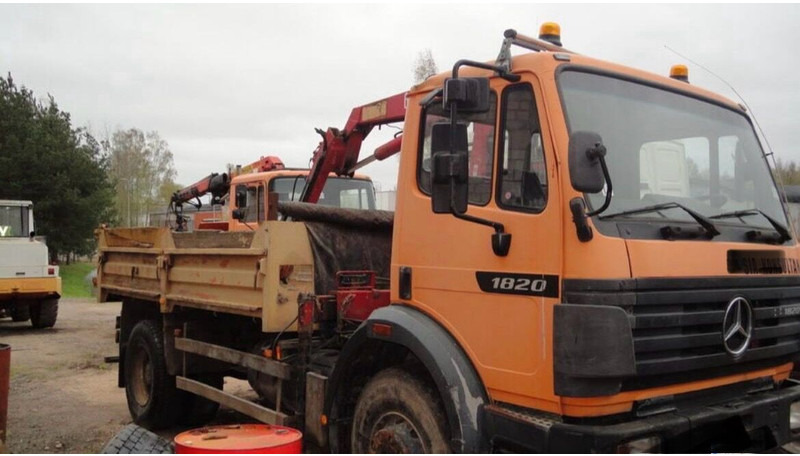 Mercedes-Benz 1820 - Truk jungkit, Truk derek: gambar 1 Mercedes-Benz 1820 - Truk jungkit, Truk derek: gambar 1