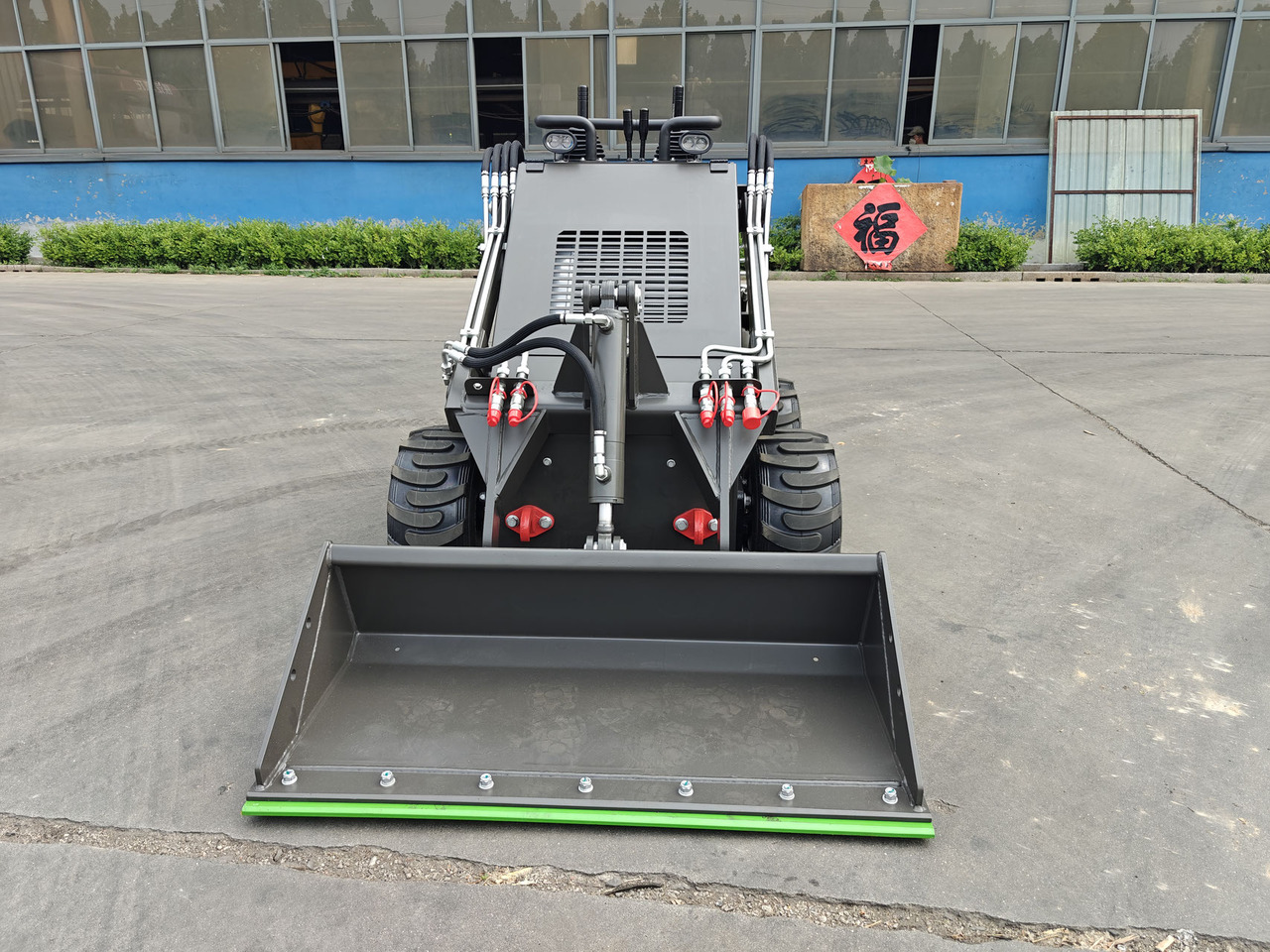 WCM-SL380 - Skid steer: gambar 4 WCM-SL380 - Skid steer: gambar 4