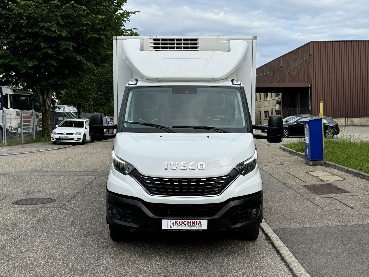 Iveco Daily 72-180 Tiefkühl TK V-500 -32°/+32° Air-Pro - Van berpendingin: gambar 2 Iveco Daily 72-180 Tiefkühl TK V-500 -32°/+32° Air-Pro - Van berpendingin: gambar 2