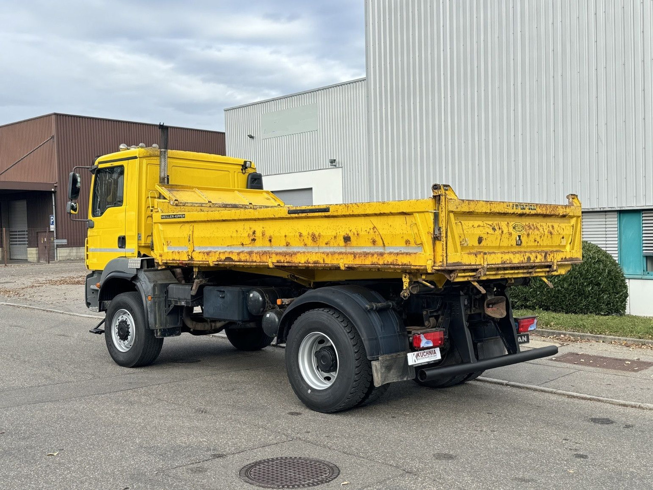 MAN TGM 18.340 4x4 ALLRAD MEILLER 3-S Kipper AHK - Truk jungkit: gambar 5 MAN TGM 18.340 4x4 ALLRAD MEILLER 3-S Kipper AHK - Truk jungkit: gambar 5