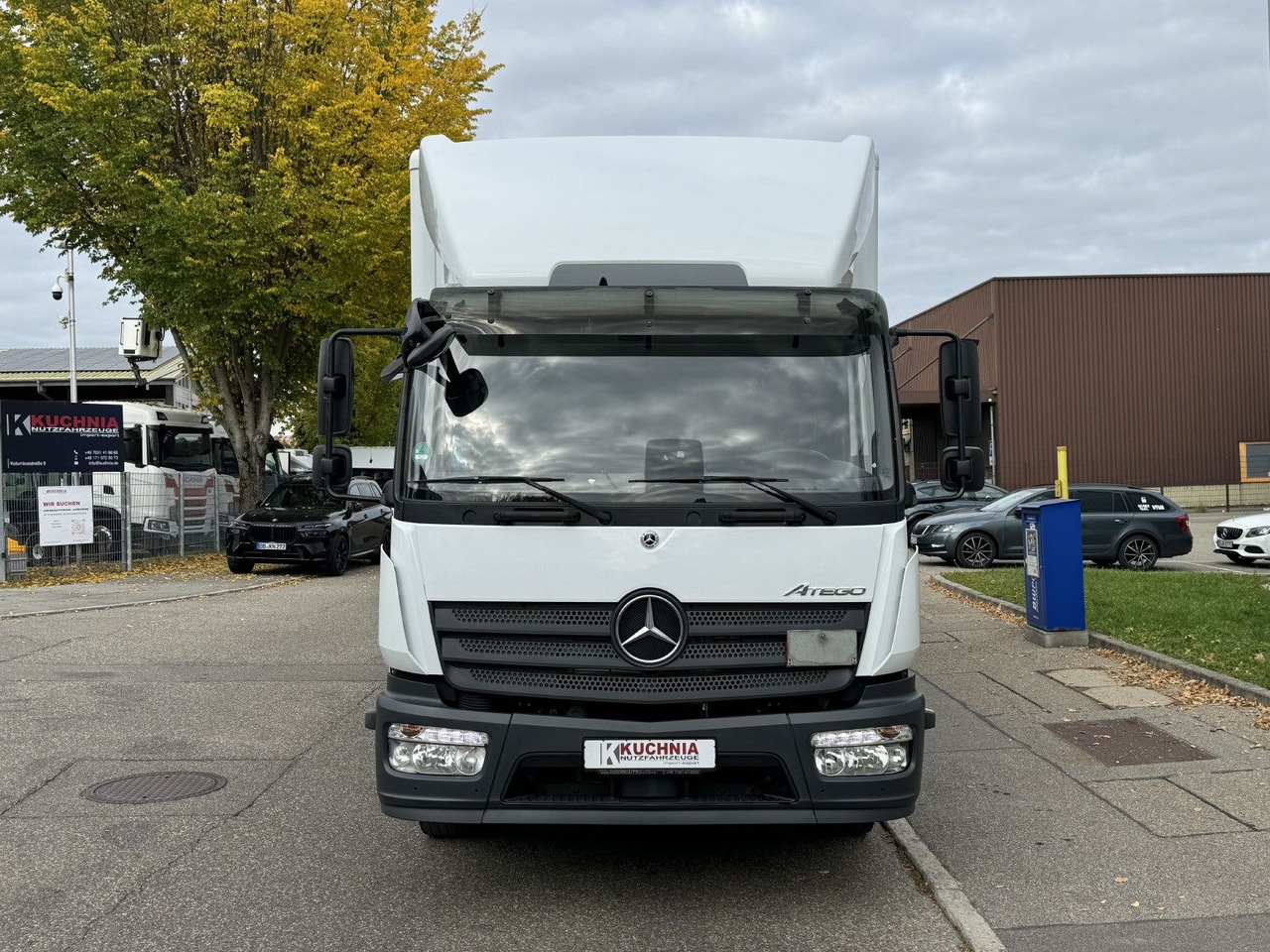 Mercedes-Benz Atego 1221 L Koffer 6,1m LBW AHK Klima TOP - Truk box: gambar 2 Mercedes-Benz Atego 1221 L Koffer 6,1m LBW AHK Klima TOP - Truk box: gambar 2