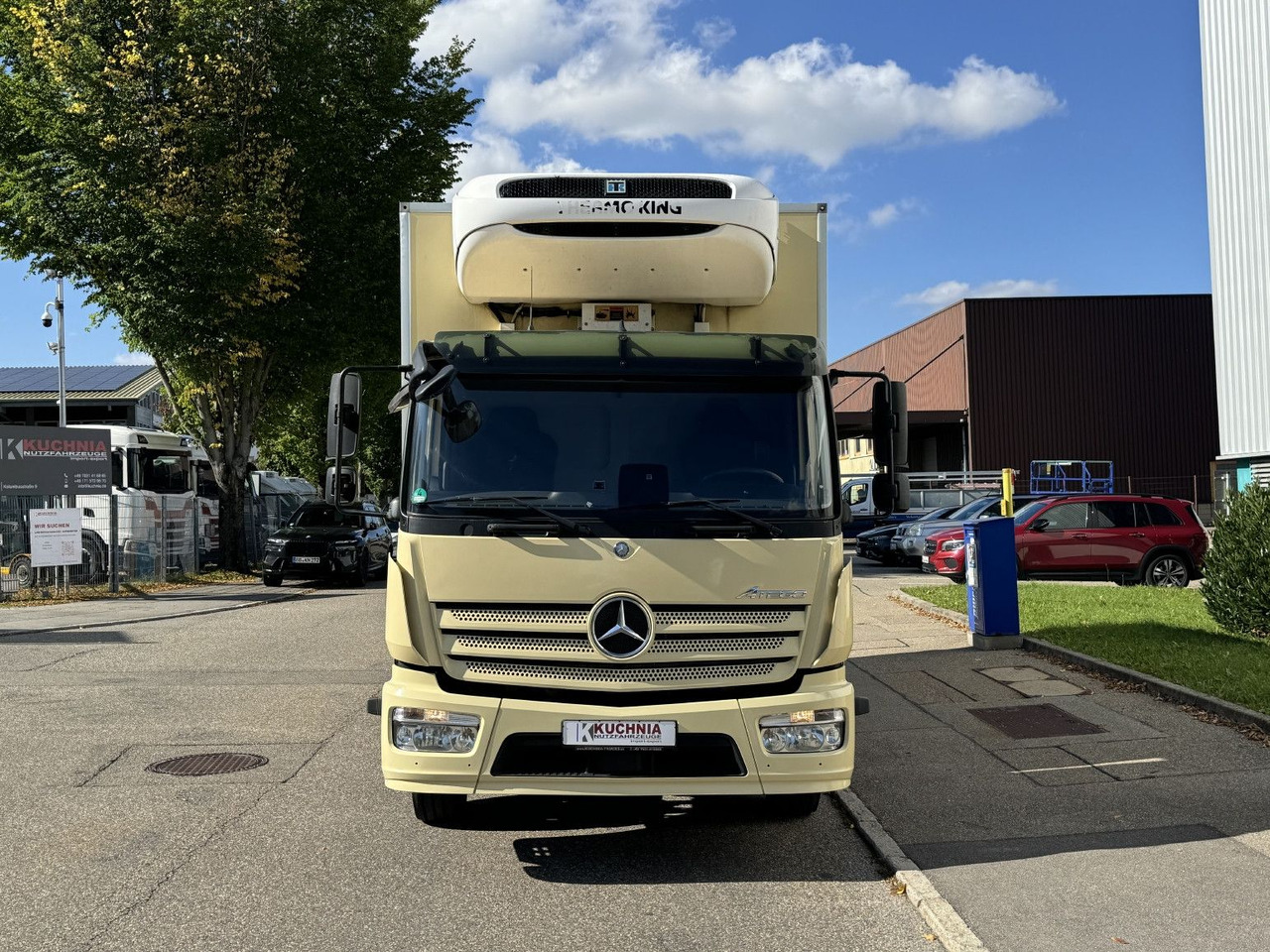 Mercedes-Benz Atego 1323L 4-Fleisch-Rohrbahnen TK T600R ATM - Truk berpendingin: gambar 3 Mercedes-Benz Atego 1323L 4-Fleisch-Rohrbahnen TK T600R ATM - Truk berpendingin: gambar 3
