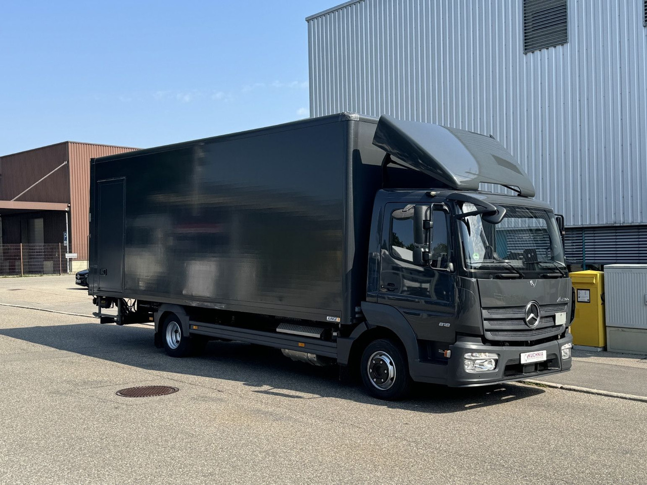 Mercedes-Benz Atego 818L Koffer 7,3m LBW Klima Automatik - Van box: gambar 3 Mercedes-Benz Atego 818L Koffer 7,3m LBW Klima Automatik - Van box: gambar 3