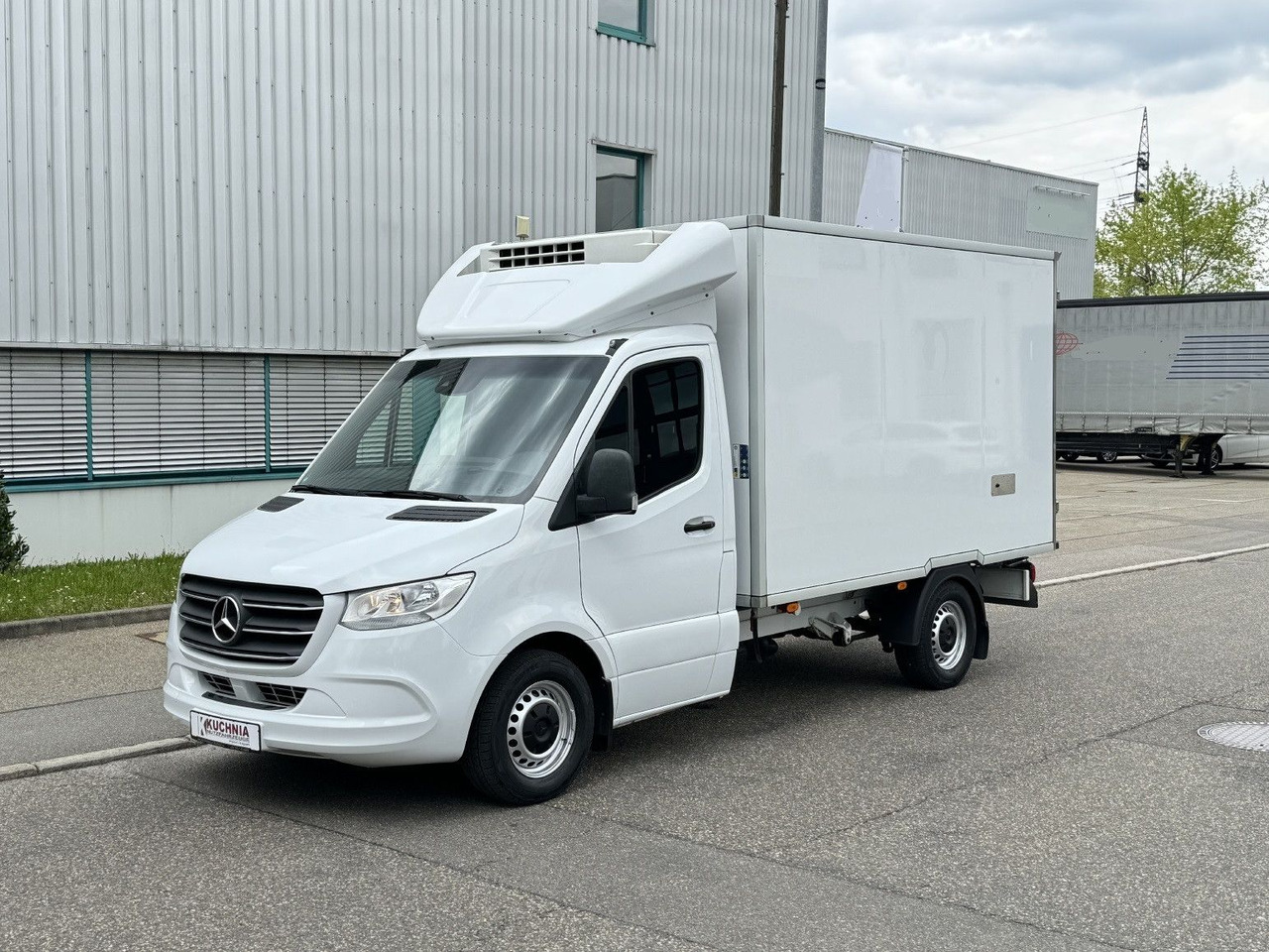 Mercedes-Benz Sprinter 316 Tiefkühl 3,3m TK V-500 MAX Luftgef. - Van berpendingin: gambar 3 Mercedes-Benz Sprinter 316 Tiefkühl 3,3m TK V-500 MAX Luftgef. - Van berpendingin: gambar 3