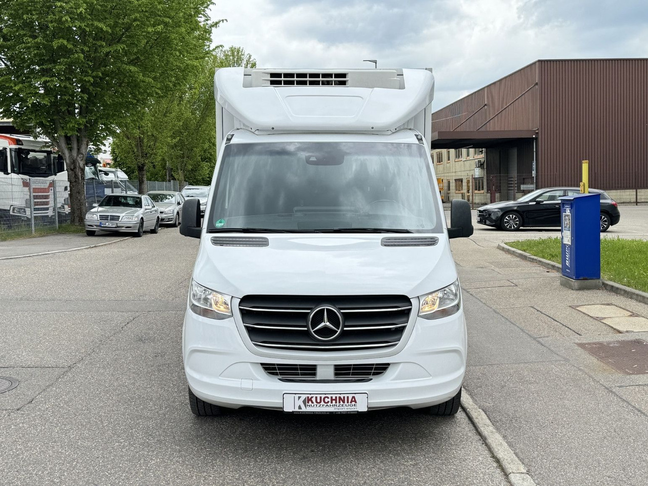 Mercedes-Benz Sprinter 316 Tiefkühl 3,3m TK V-500 MAX Luftgef. - Van berpendingin: gambar 2 Mercedes-Benz Sprinter 316 Tiefkühl 3,3m TK V-500 MAX Luftgef. - Van berpendingin: gambar 2