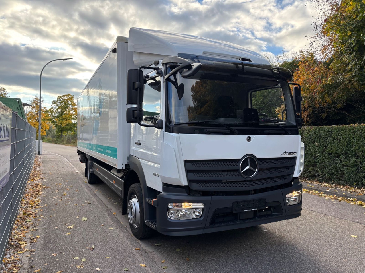 Mercedes-Benz Atego III 1227L, Euro-6, 2xAHK, Klima, Abbiegeas - Truk box: gambar 3 Mercedes-Benz Atego III 1227L, Euro-6, 2xAHK, Klima, Abbiegeas - Truk box: gambar 3