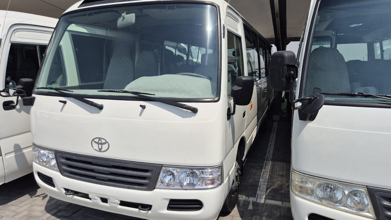 TOYOTA Coaster ... 30 places ... Climatisé - Bus mini, Van penumpang: gambar 1 TOYOTA Coaster ... 30 places ... Climatisé - Bus mini, Van penumpang: gambar 1