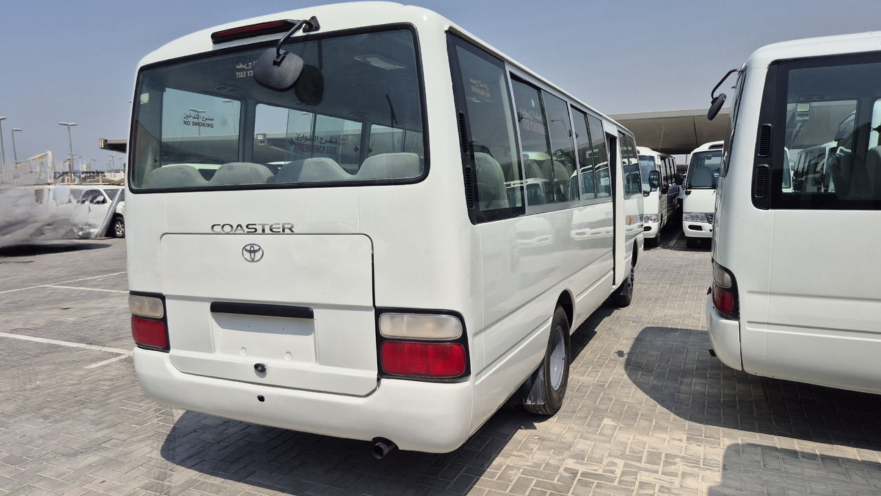 TOYOTA Coaster ... 30 places - Climatisé - Bus mini, Van penumpang: gambar 3 TOYOTA Coaster ... 30 places - Climatisé - Bus mini, Van penumpang: gambar 3