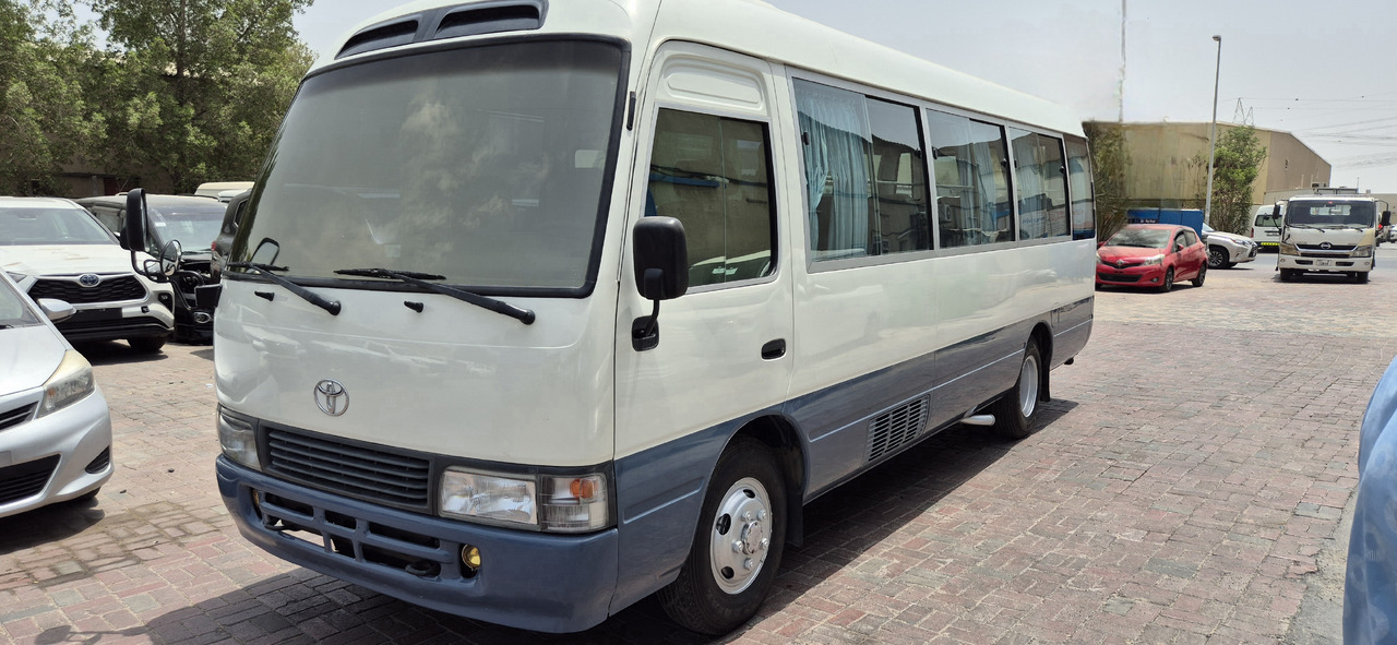 Toyota Coaster ... 30 places - climatisé - Bus mini, Van penumpang: gambar 1 Toyota Coaster ... 30 places - climatisé - Bus mini, Van penumpang: gambar 1