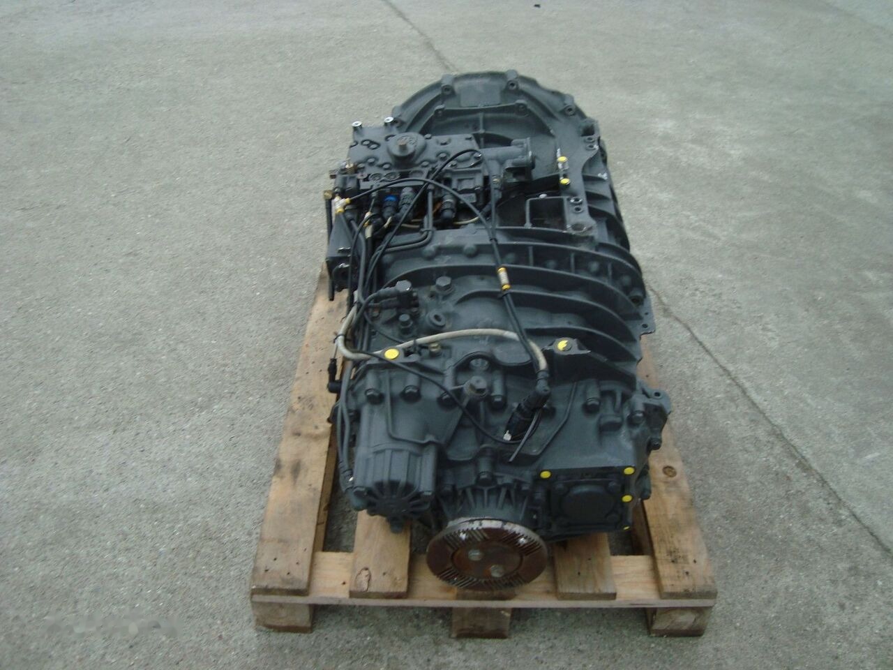 DAF 12S2330TD DAF XF 106 105 - Gearbox untuk Truk: gambar 3 DAF 12S2330TD DAF XF 106 105 - Gearbox untuk Truk: gambar 3