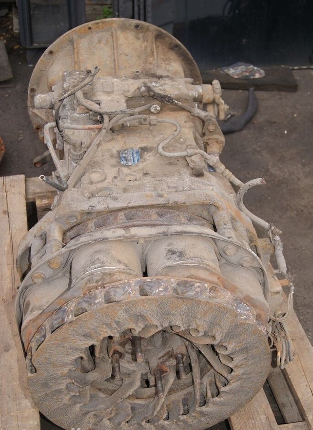 ZF 8S180 Neoplan - Gearbox untuk Bus: gambar 2 ZF 8S180 Neoplan - Gearbox untuk Bus: gambar 2
