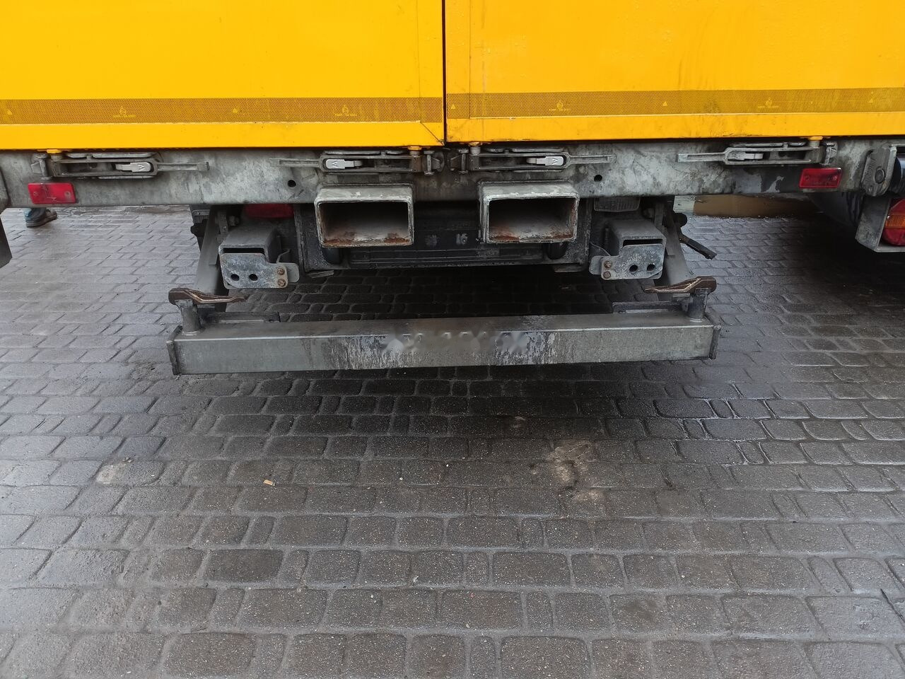 Truk dengan terpal samping Scania R450 Transport okien: gambar 6 Truk dengan terpal samping Scania R450 Transport okien: gambar 6