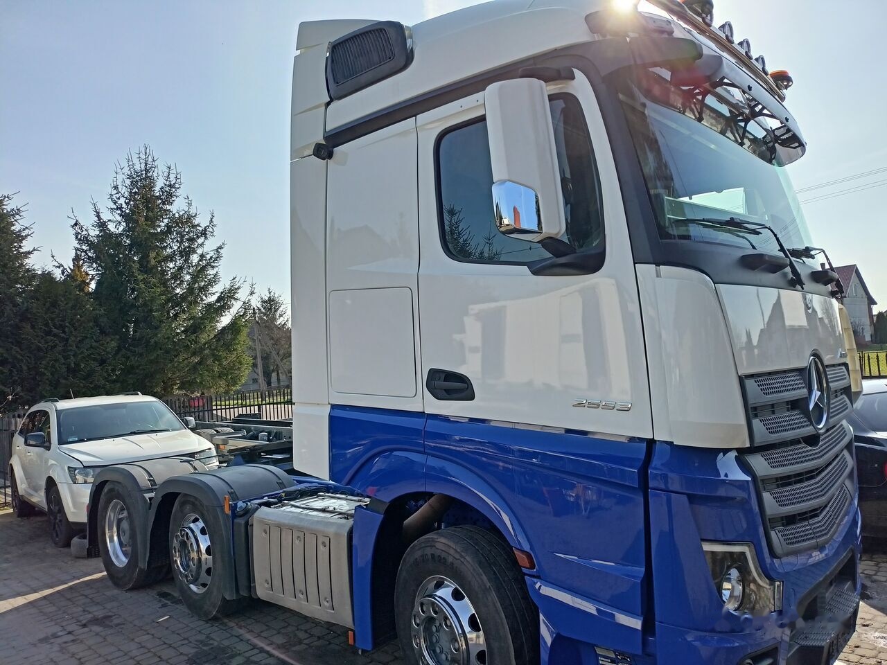 Mercedes-Benz Actros 2553 - Tractor head: gambar 2 Mercedes-Benz Actros 2553 - Tractor head: gambar 2