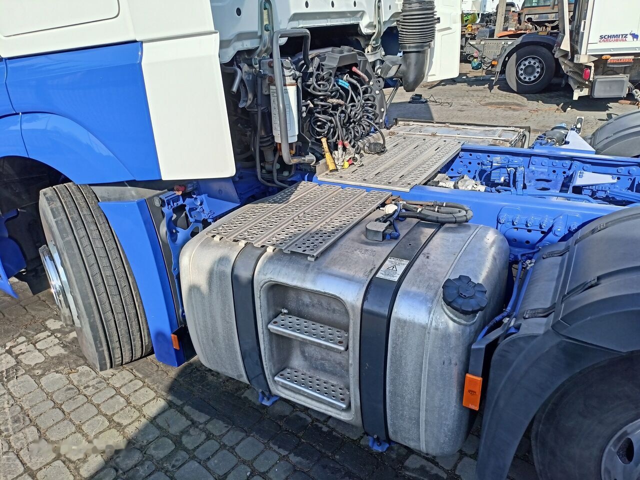 Mercedes-Benz Actros 2553 - Tractor head: gambar 3 Mercedes-Benz Actros 2553 - Tractor head: gambar 3