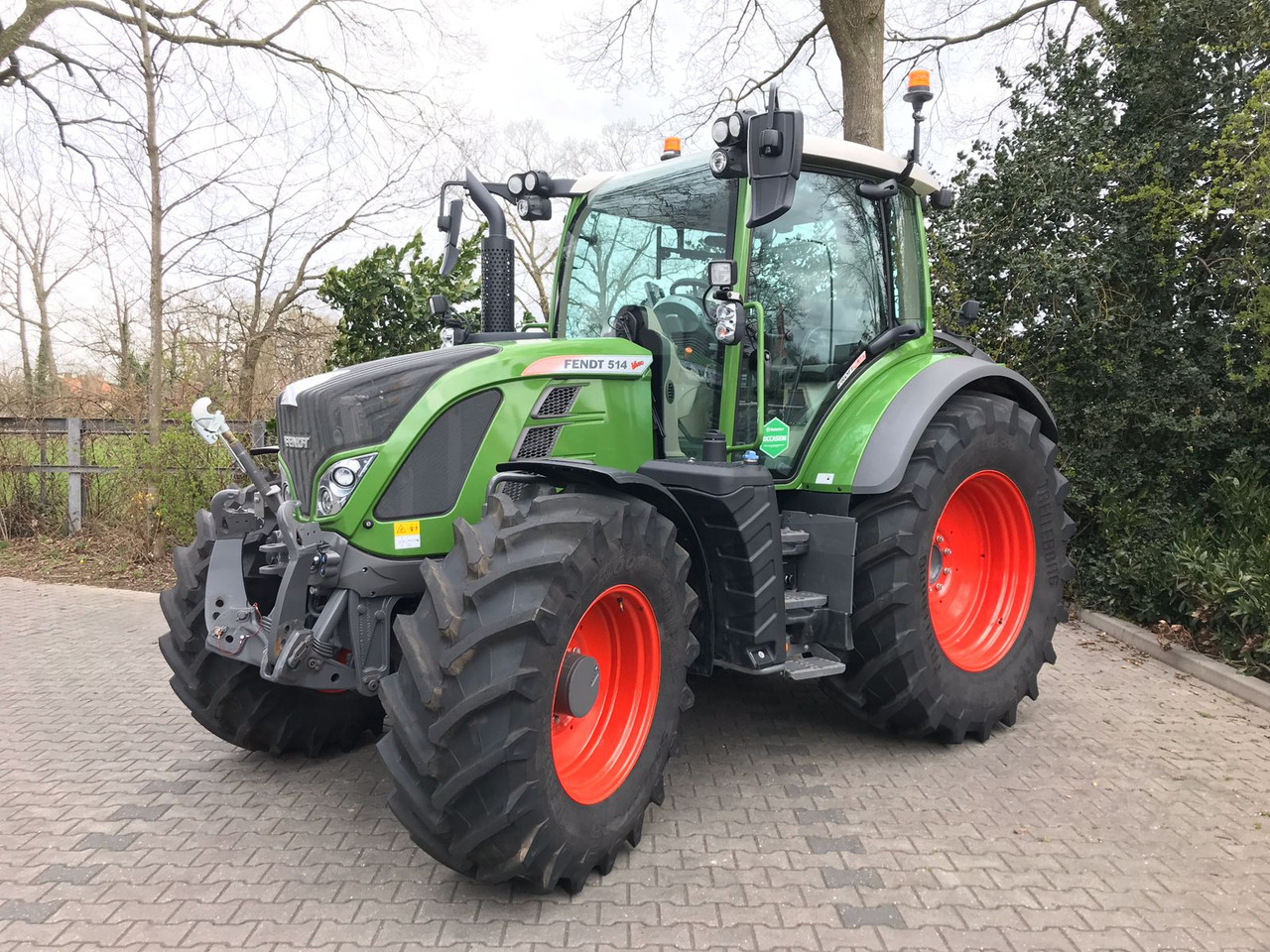 FENDT 514 VARIO S4 PROFIPLUS - Traktor: gambar 1 FENDT 514 VARIO S4 PROFIPLUS - Traktor: gambar 1