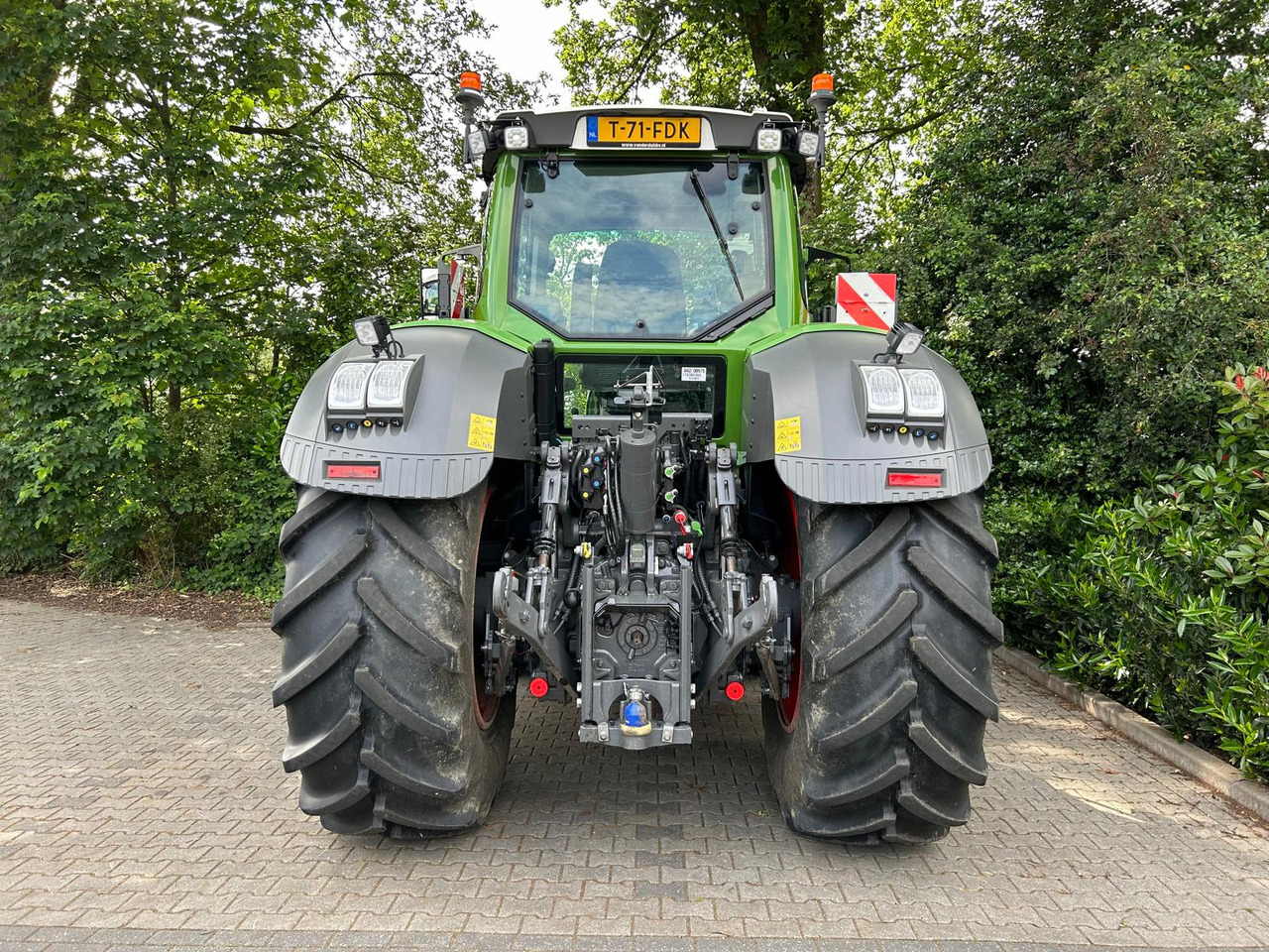 Traktor FENDT 828 Vario S4 ProfiPlus: gambar 6