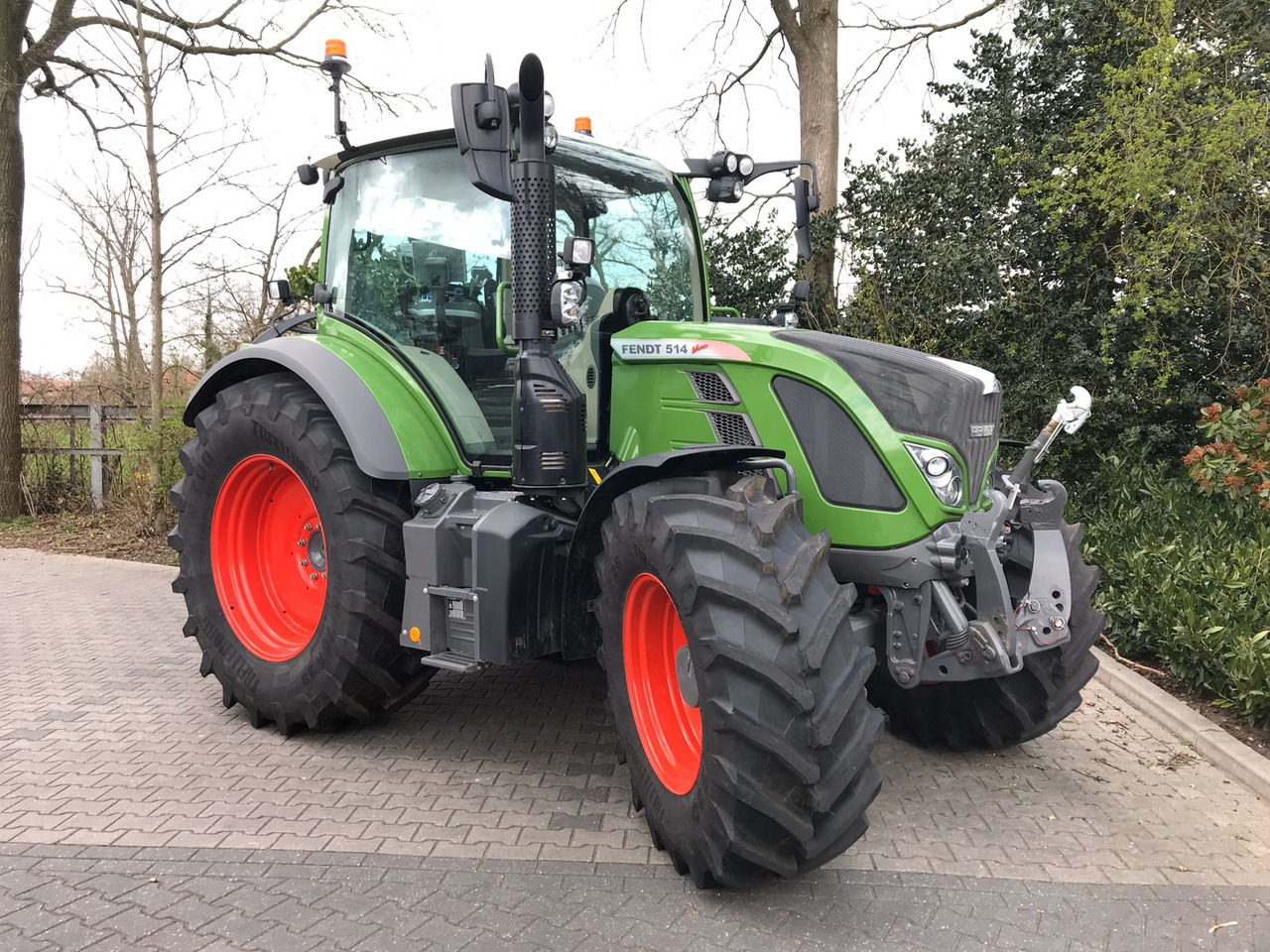 Fendt 514 Vario S4 ProfiPlus - Traktor: gambar 3 Fendt 514 Vario S4 ProfiPlus - Traktor: gambar 3