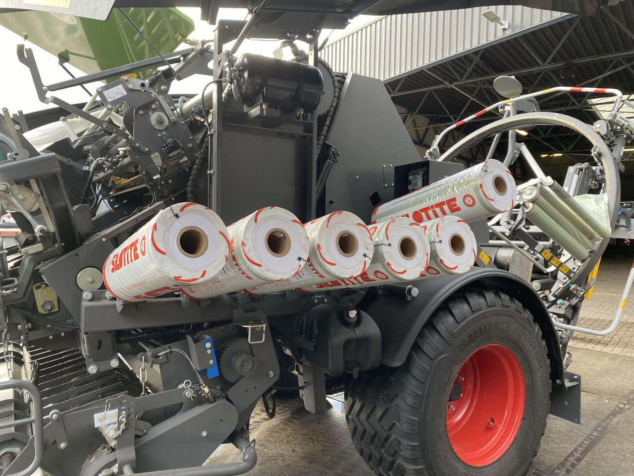 Pembungkus bale Fendt Rotana 130F: gambar 12