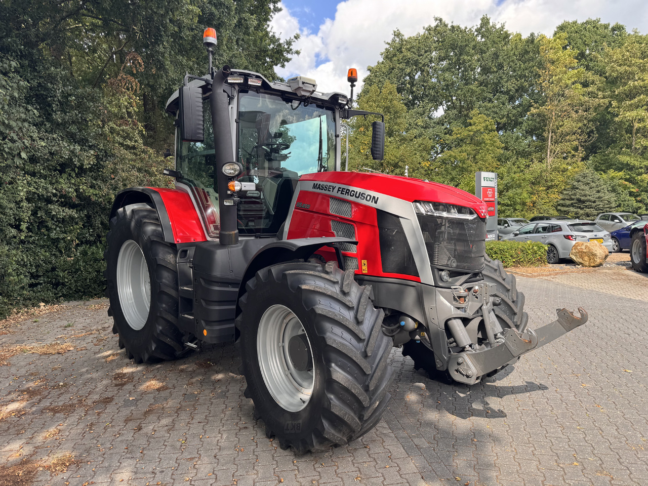 MASSEY FERGUSON 8s.205 Dyna7 Exclusive - Traktor: gambar 4 MASSEY FERGUSON 8s.205 Dyna7 Exclusive - Traktor: gambar 4