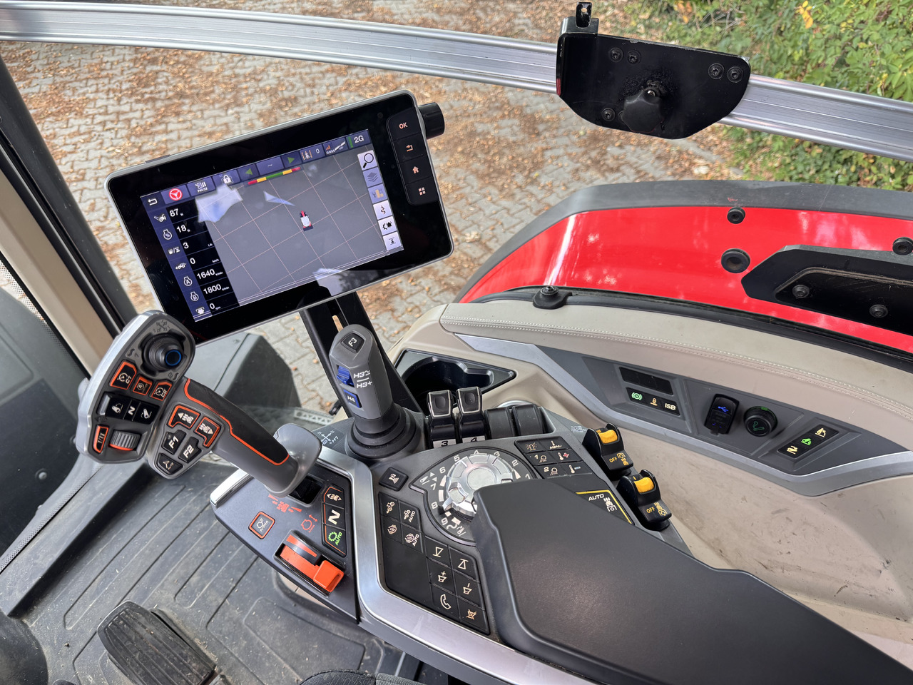 Traktor MASSEY FERGUSON 8s.205 Dyna7 Exclusive: gambar 27