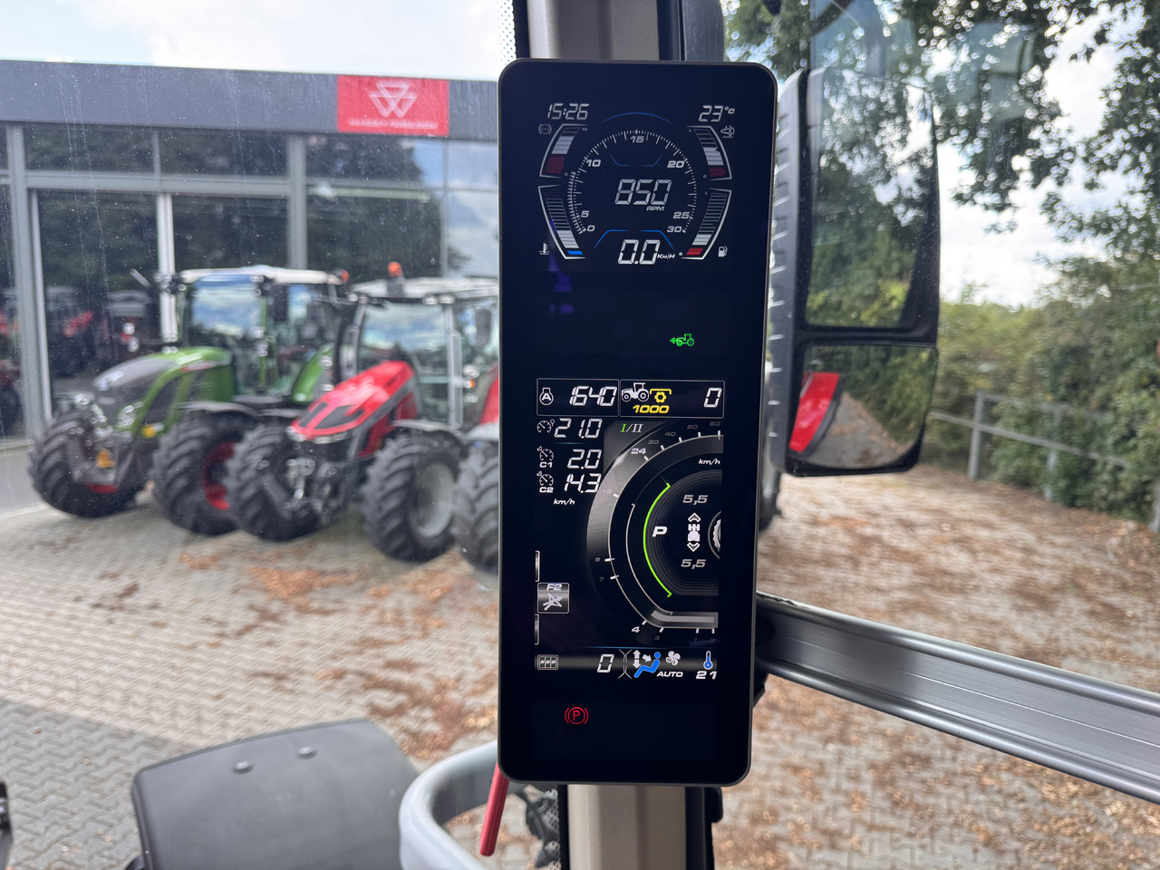 Traktor MASSEY FERGUSON 8s.205 Dyna7 Exclusive: gambar 28