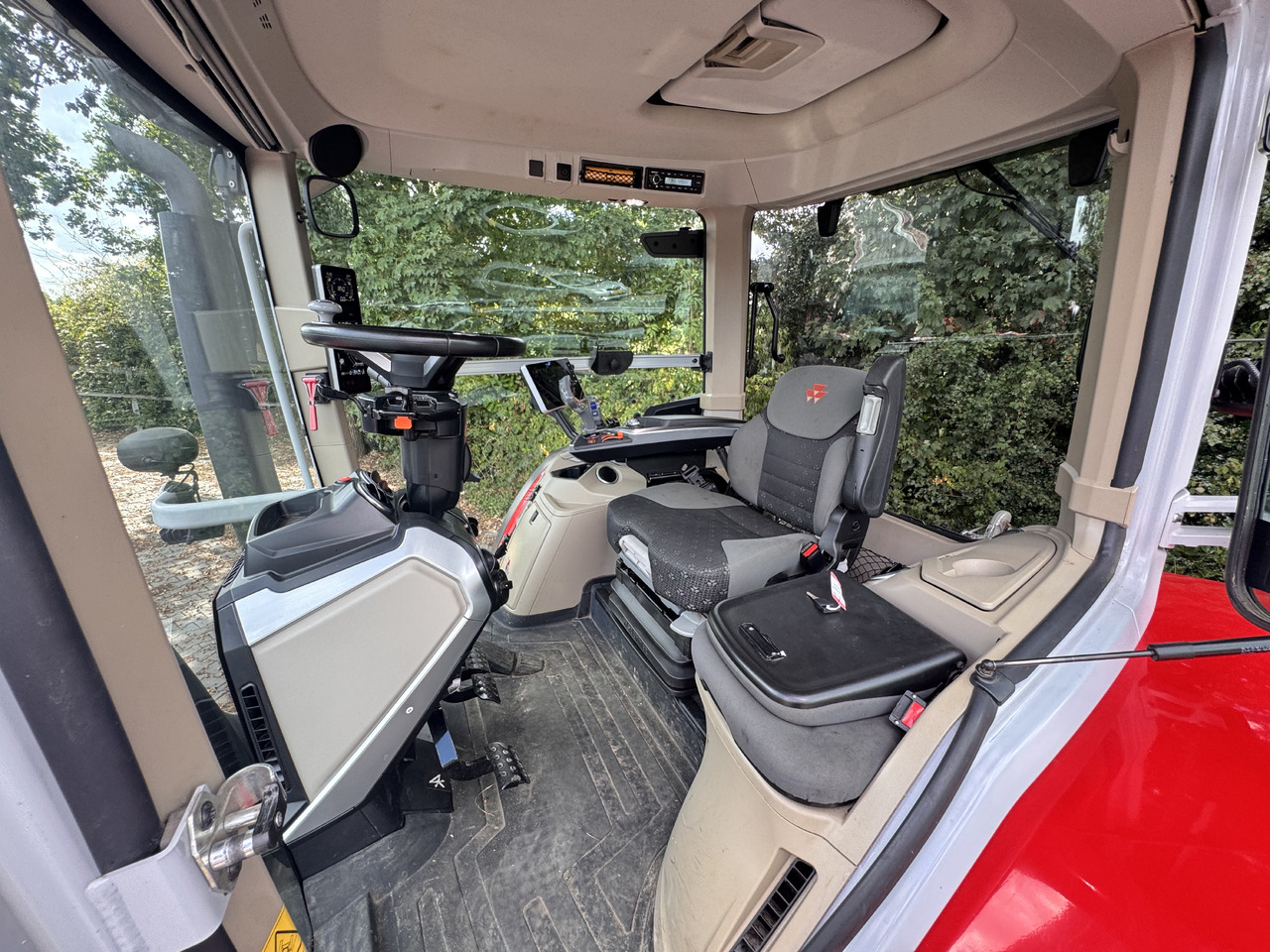 Traktor MASSEY FERGUSON 8s.205 Dyna7 Exclusive: gambar 25