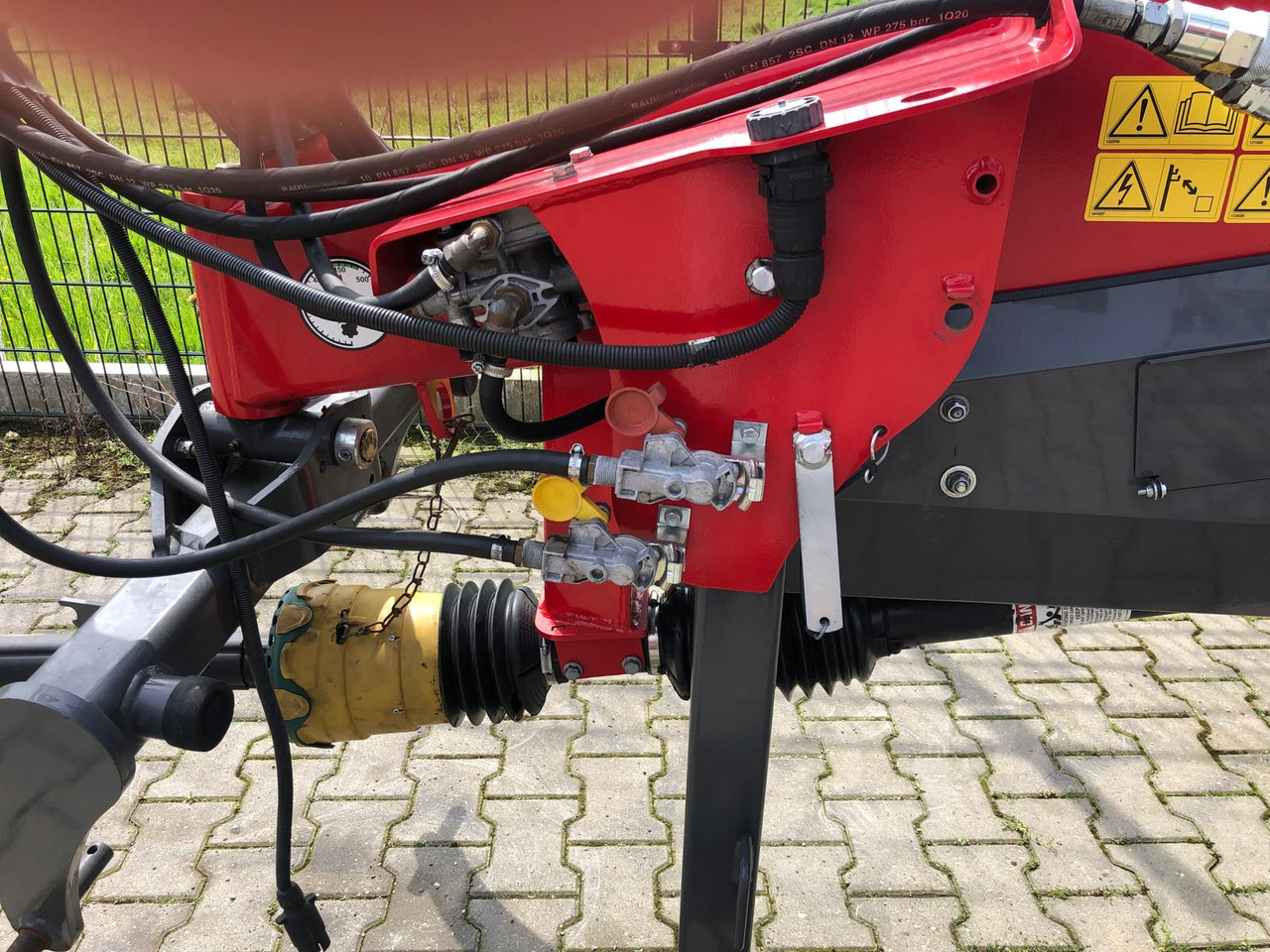 Tedder/ Menyapu Massey Ferguson RK 1404 TRC-PRO: gambar 7