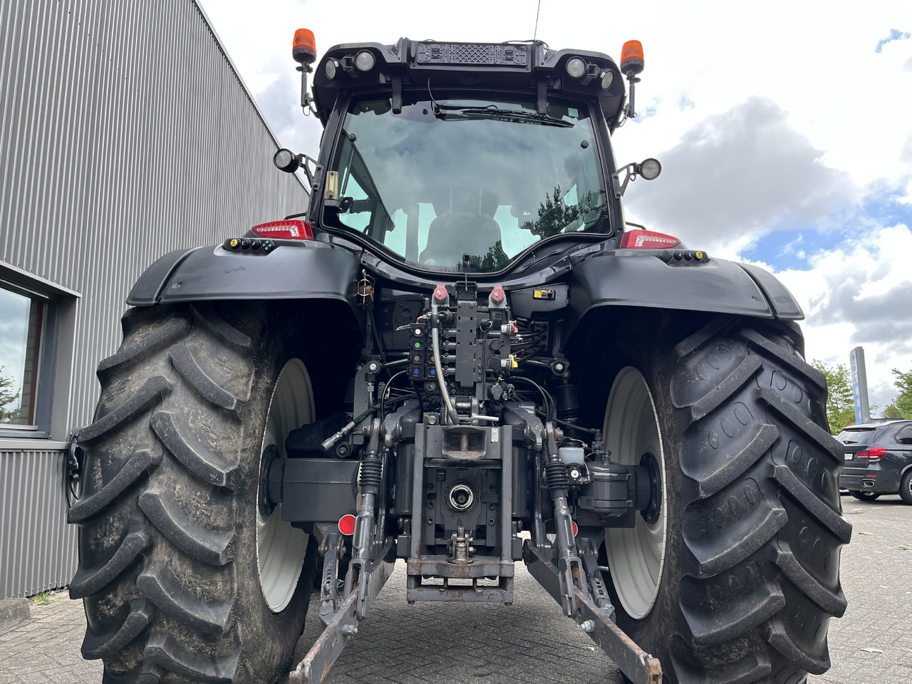 VALTRA N174 Active - Traktor: gambar 4 VALTRA N174 Active - Traktor: gambar 4