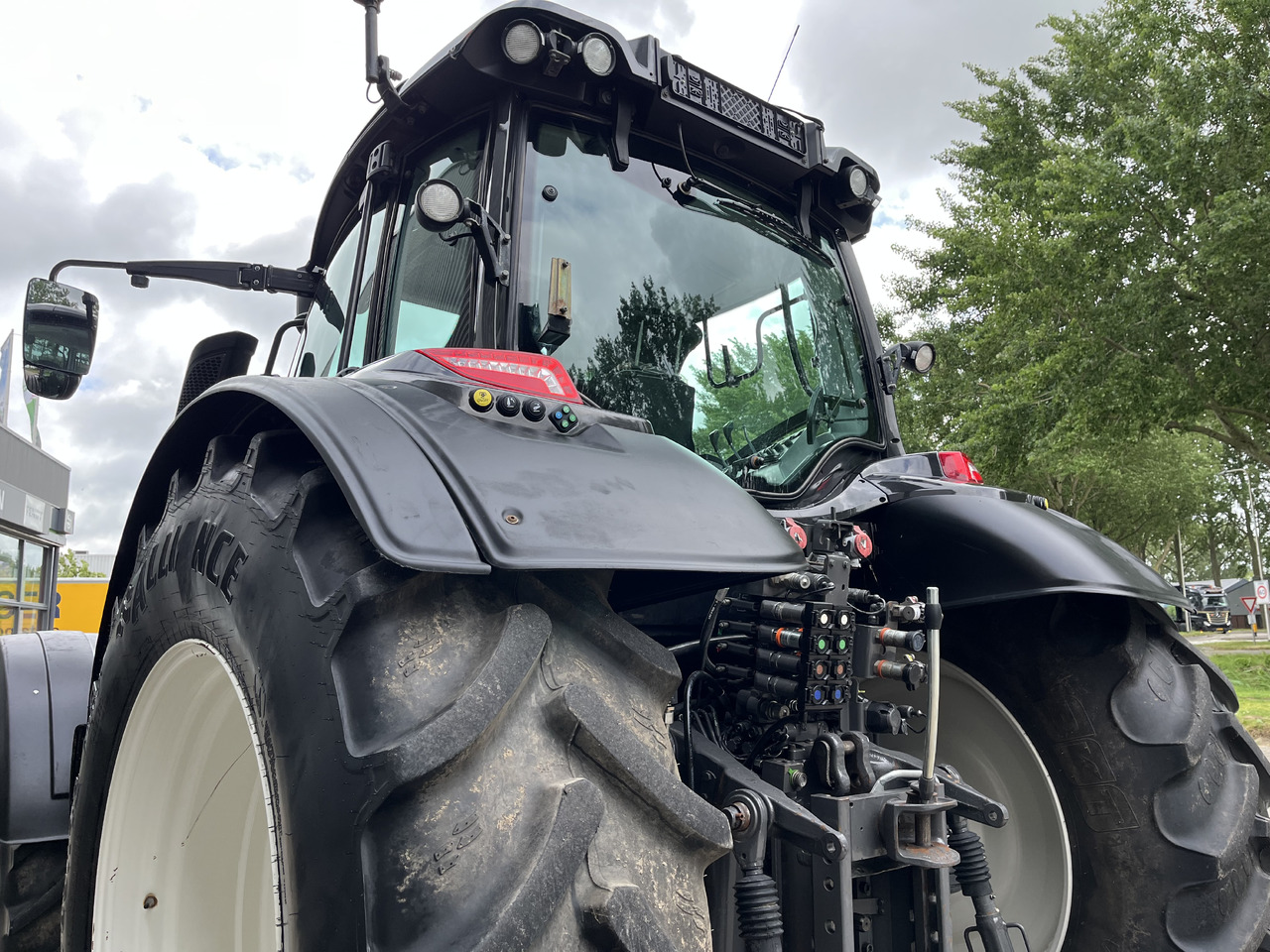VALTRA N174 Active - Traktor: gambar 5 VALTRA N174 Active - Traktor: gambar 5