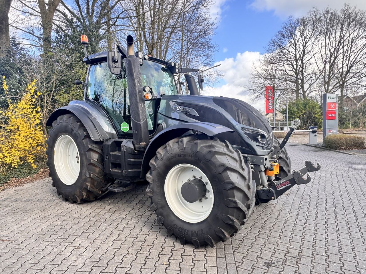 VALTRA T174 DIRECT - Traktor: gambar 2 VALTRA T174 DIRECT - Traktor: gambar 2