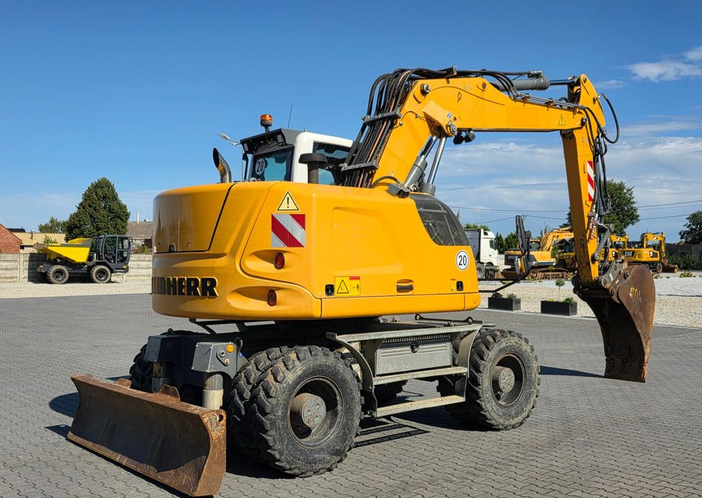 Liebherr A914 COMPACT, 2015 ROK, SW 48 szybkozłącze - Ekskavator roda: gambar 5 Liebherr A914 COMPACT, 2015 ROK, SW 48 szybkozłącze - Ekskavator roda: gambar 5