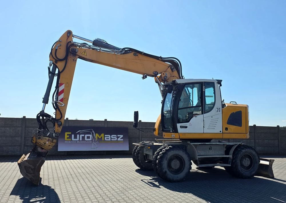 Liebherr A918 COMPACT, 2014 ROK, SW 48 LIKUFIX szybkozłącze - Ekskavator roda: gambar 1 Liebherr A918 COMPACT, 2014 ROK, SW 48 LIKUFIX szybkozłącze - Ekskavator roda: gambar 1